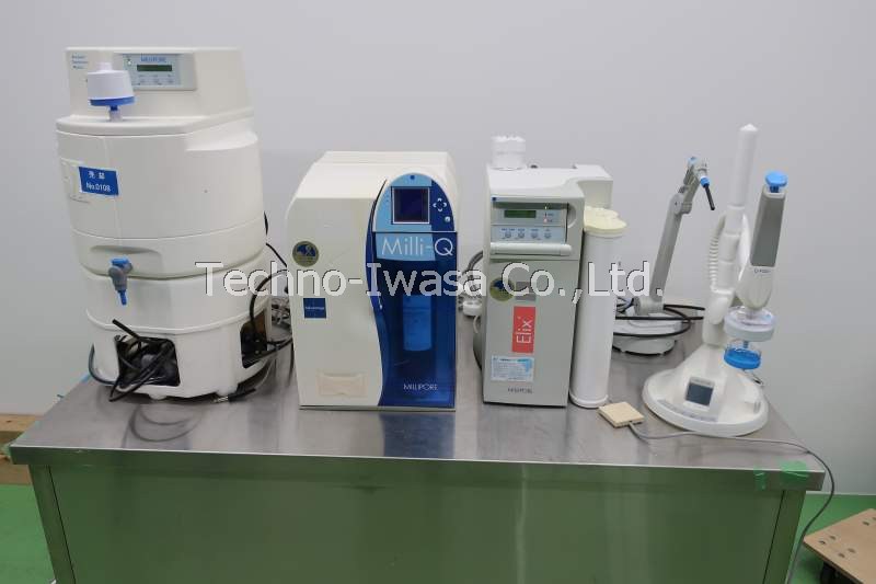 �����������u